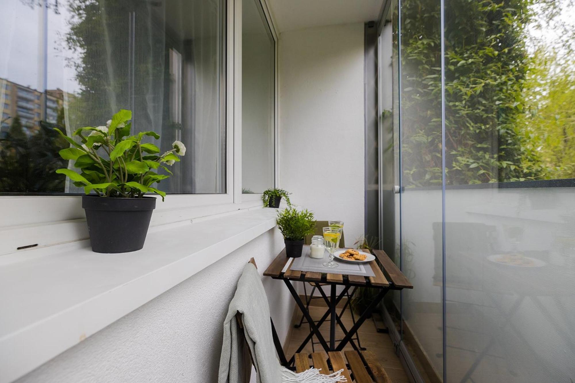 Apartamento Mia Metro Station, Reymonta Varsovia Exterior foto
